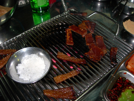 돼지생각 이미지